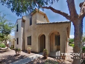 Building Photo - 4360 E Carla Vista Dr