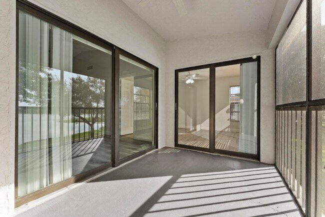 Building Photo - 2900 Olivewood Terrace