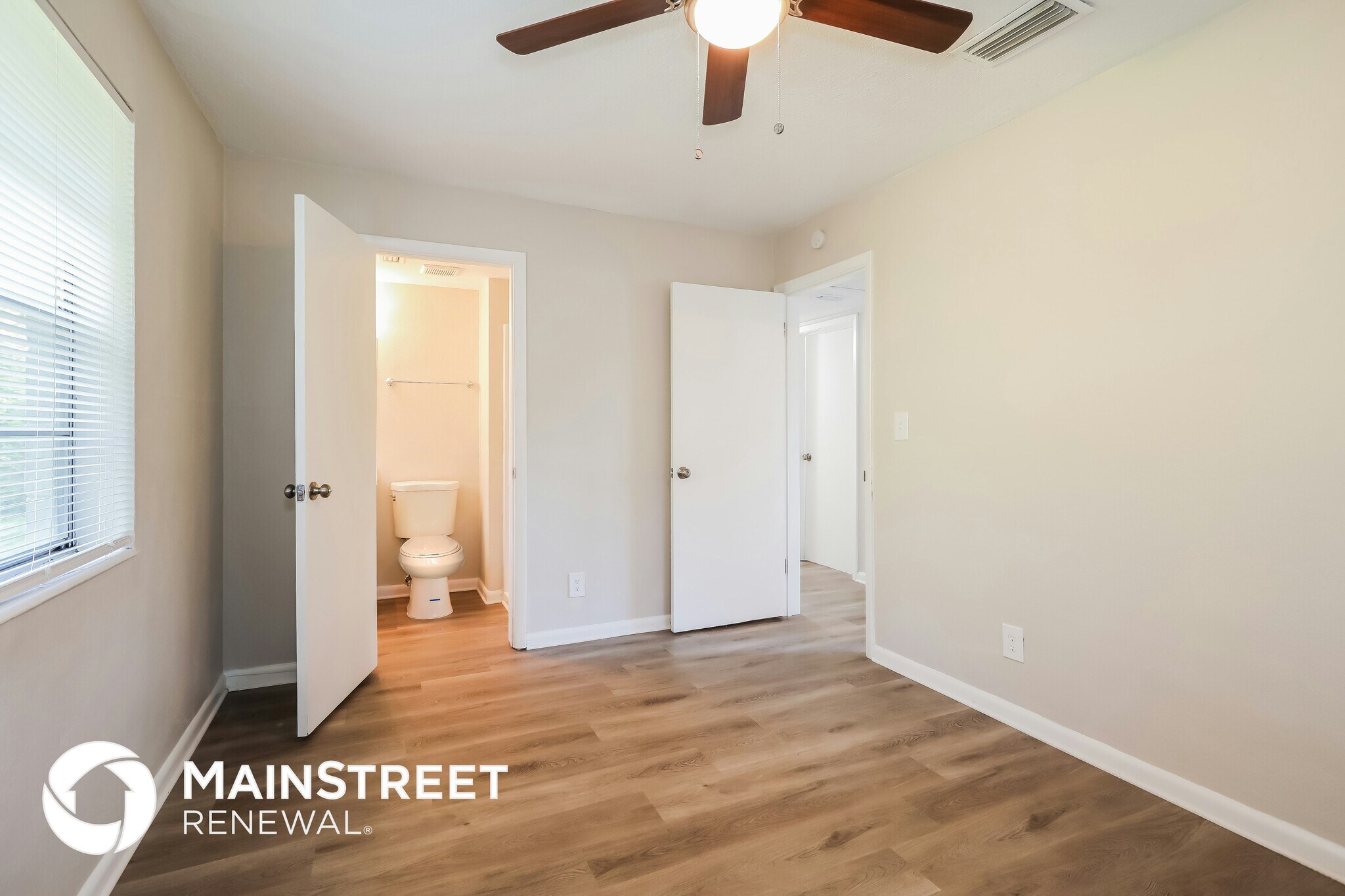 Building Photo - 4610 Anvers Blvd