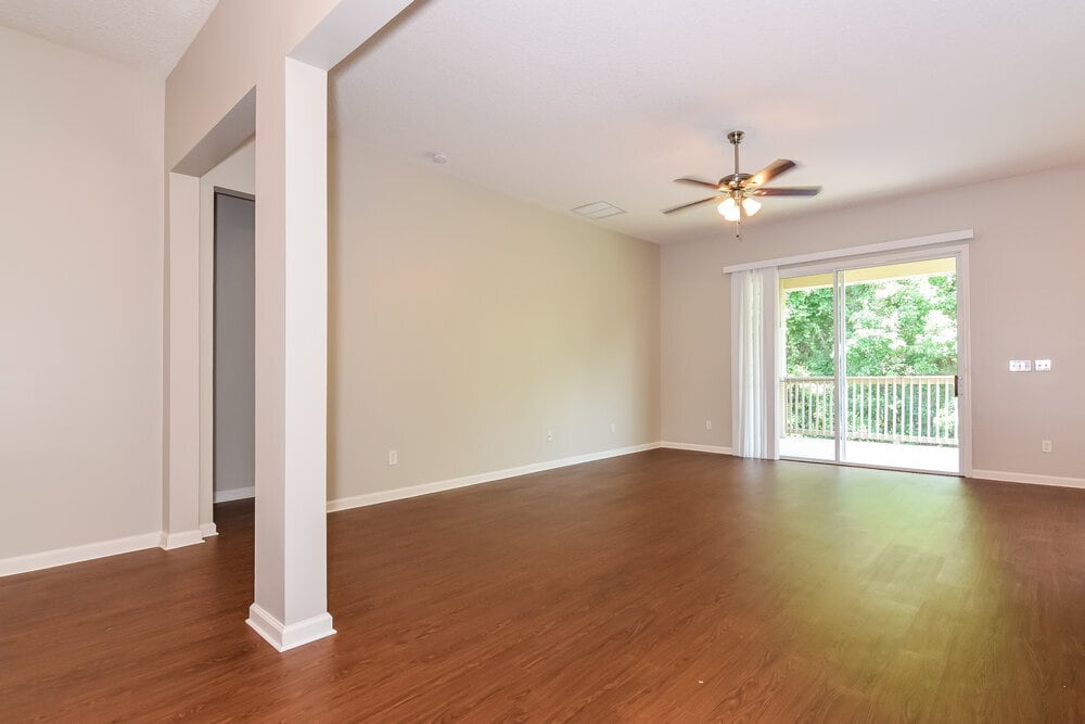 Building Photo - 632 Chestwood Chase Dr