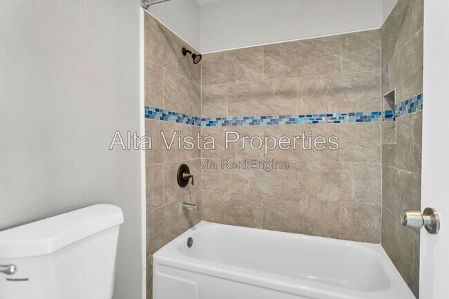 Building Photo - 4082 Mahaila Ave
