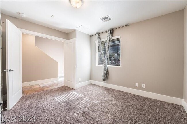 Building Photo - 9050 W Tropicana Ave