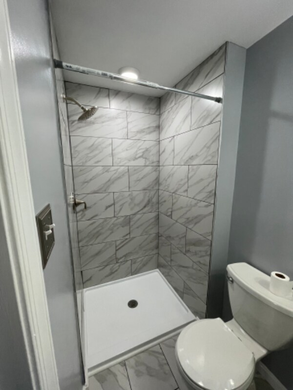 Building Photo - 821 Angel Valley Ct