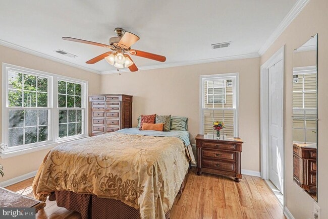 Building Photo - 1067 Gardenview Loop