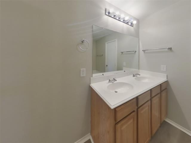 Building Photo - 216 Rambling Way