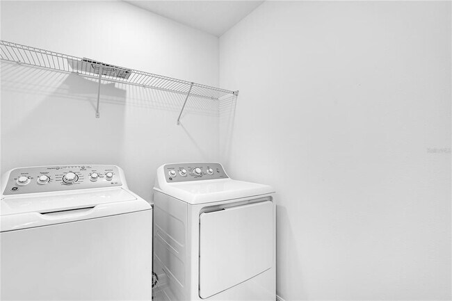 Building Photo - 4743 Yellow Elder Wy