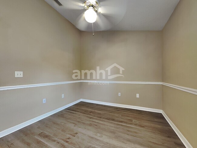 Building Photo - 2722 Billingham Dr