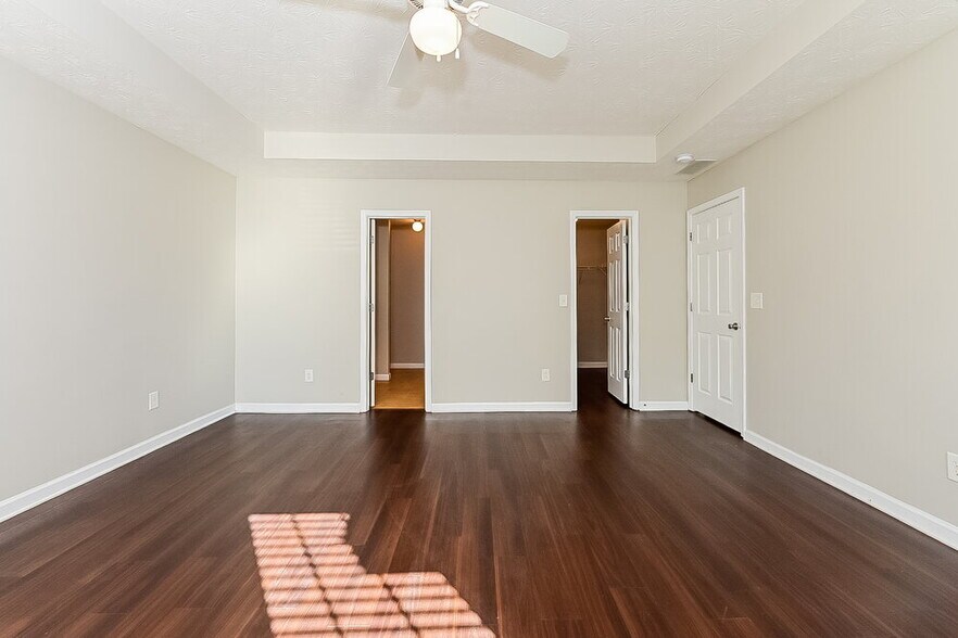 Building Photo - 100 Astilbe Meadow Dr