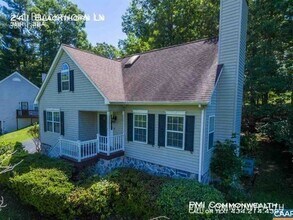 Building Photo - 241 Blackthorn Ln