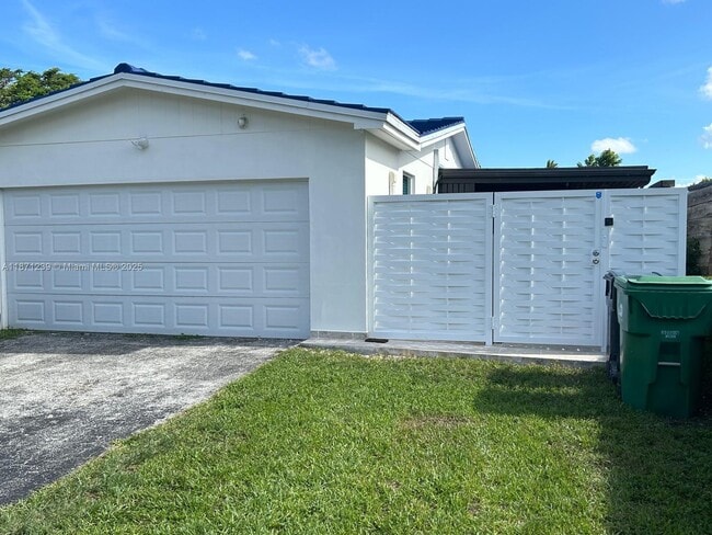 Primary Photo - 14204 SW 84th St