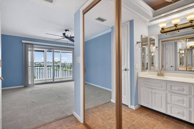 Building Photo - Gulf Access 2 bedroom 2 Bath Fully updated Condo with Water View