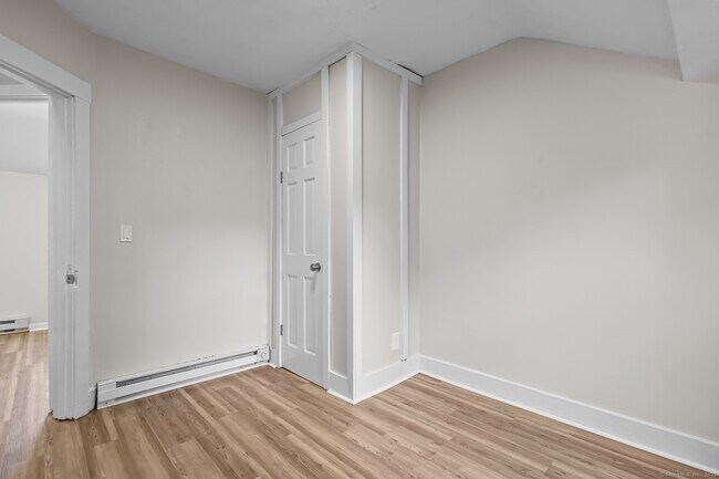 Building Photo - 61 Boys Ave