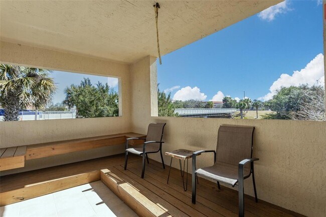 Building Photo - 300 Bella Harbor Ct