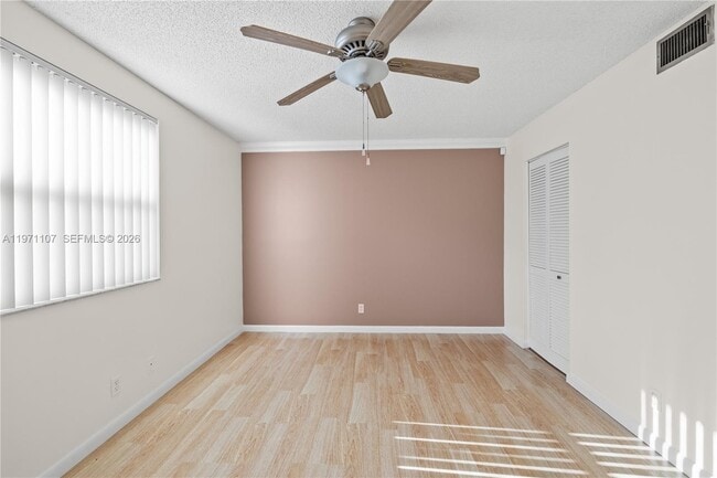 Building Photo - 10105 W Sunrise Blvd