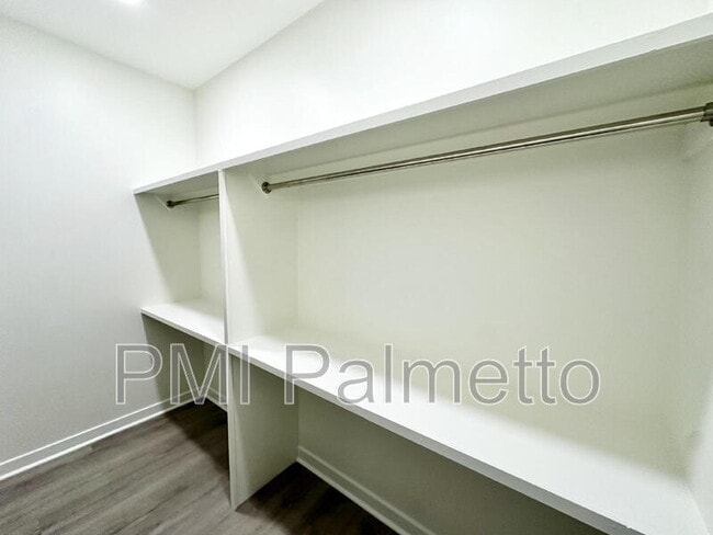 Building Photo - 1121 Zeigler St