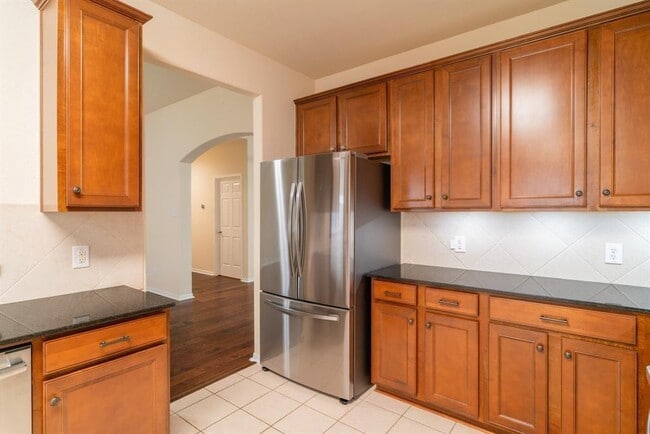 Building Photo - 4704 High Creek Ct