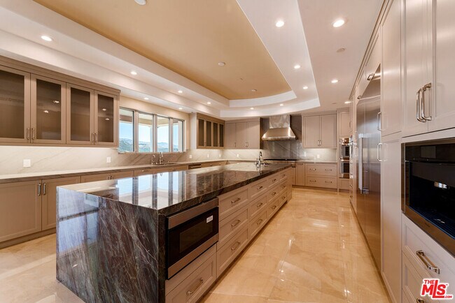 Building Photo - 11631 Poema Pl