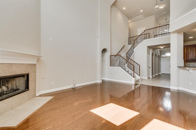 Building Photo - 1713 Greenside Trail