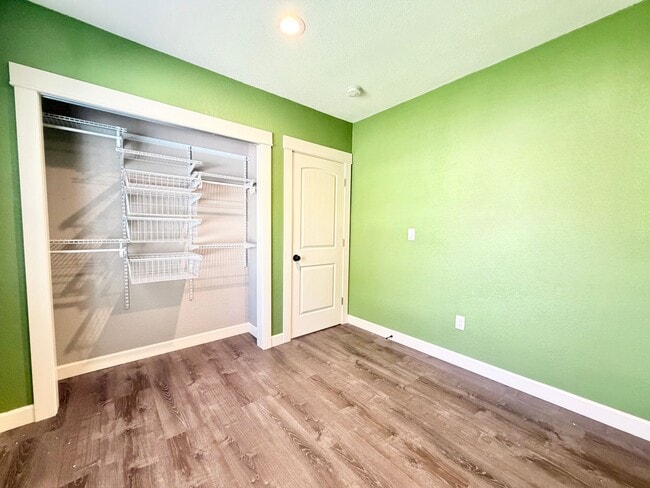Building Photo - Lovingly Updated Home with Separate Garage, Outdoor Cat Enclosure, Finished Basement, Large Yard,...
