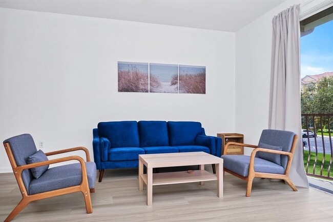 Building Photo - 4830 Tidecrest Ave