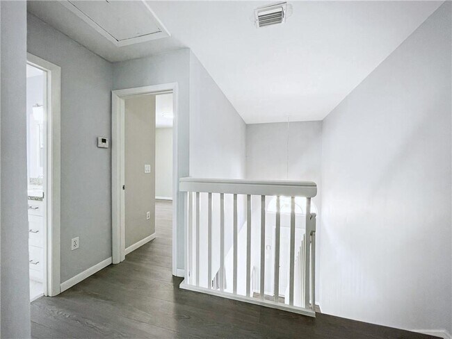 Building Photo - 777 NW 151st Ave