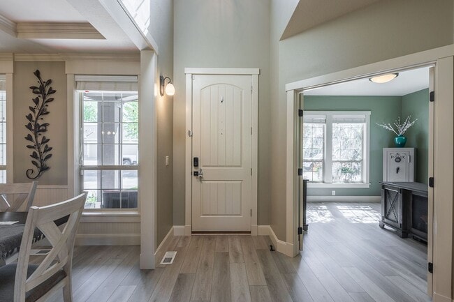 Building Photo - Stunningly Upgraded 4-Bedroom Home in Prime Eagle Location