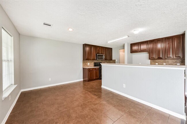 Building Photo - 22218 Orchard Dale Dr