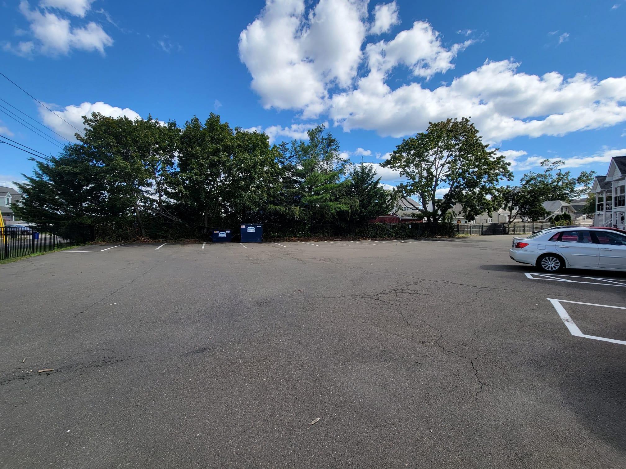 Building Photo - 129 Cosey Beach Ave
