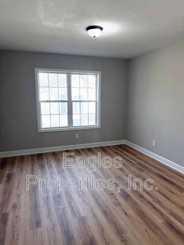 Building Photo - 1713 Harrel St