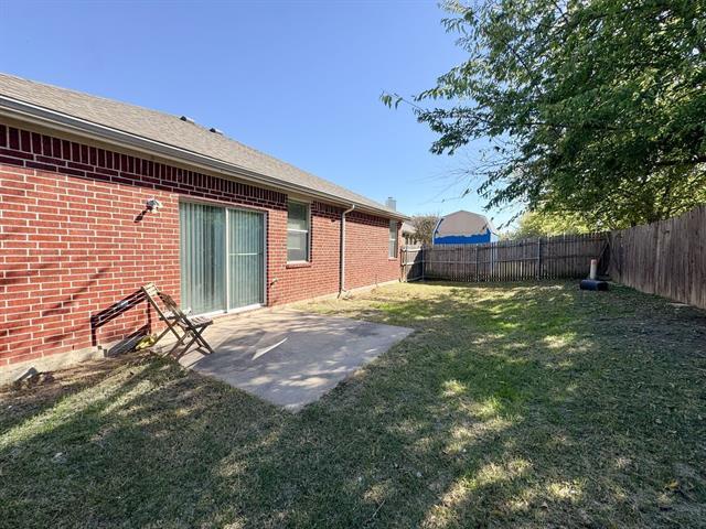 Building Photo - 325 Rock Hill Dr