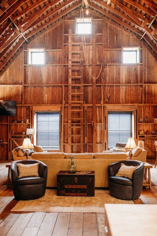 Building Photo - 19920 NW Farley Hampton Rd