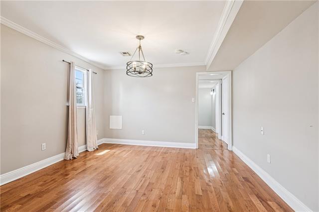 Building Photo - 9523 Palm St