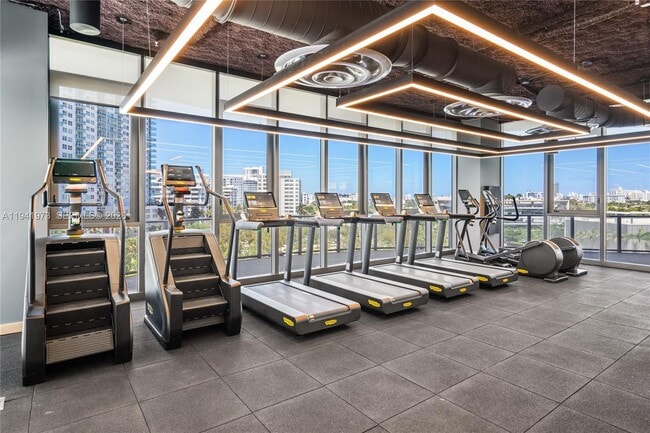 Building Photo - 500 Alton Rd