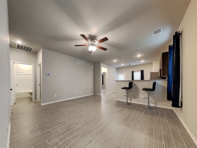 Building Photo - 25554 Northpark Spruce Dr