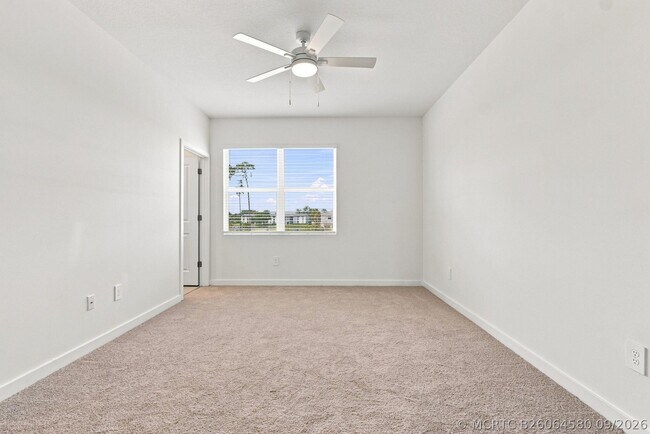 Building Photo - 147 Lakeside Lndg Ct