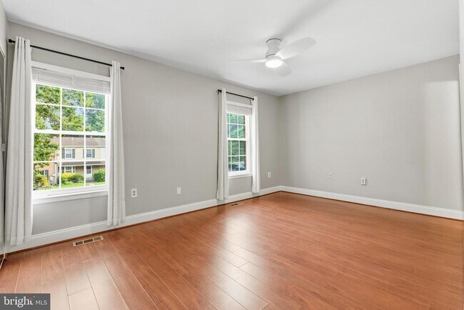 Building Photo - 6410 Blarney Stone Ct