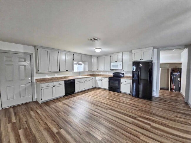 Building Photo - 2750 Cobalt Ct NW