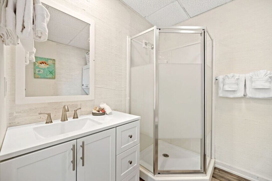 Building Photo - 7785 Estero Blvd