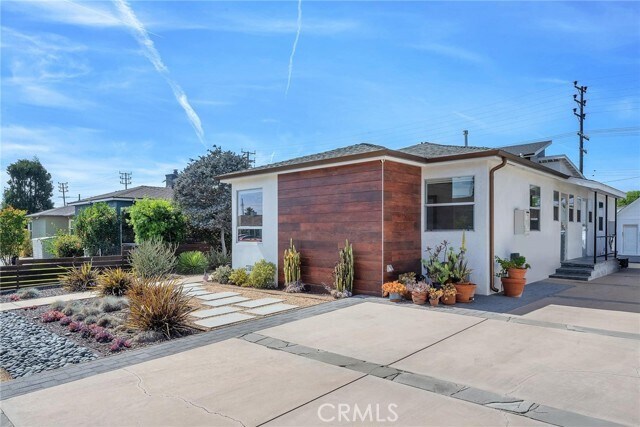 Building Photo - 8447 Kittyhawk Ave