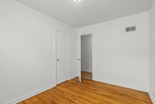 Building Photo - 8143 Knox Ave