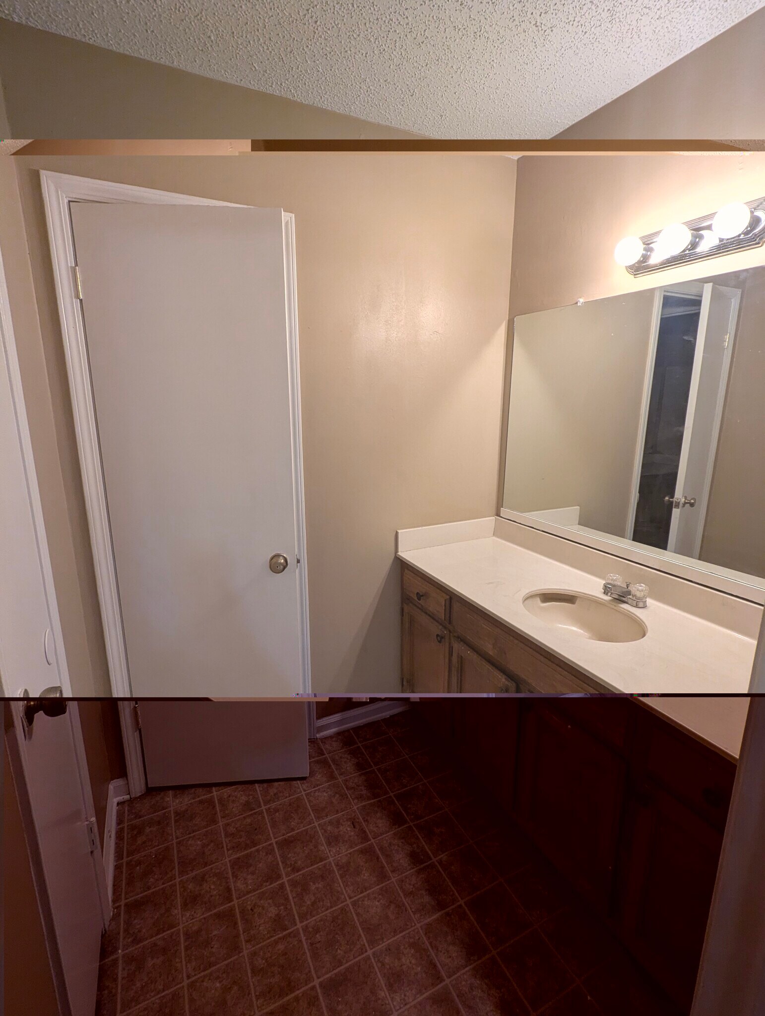 Bathroom #1 - 16643 Missionary Ridge Ct