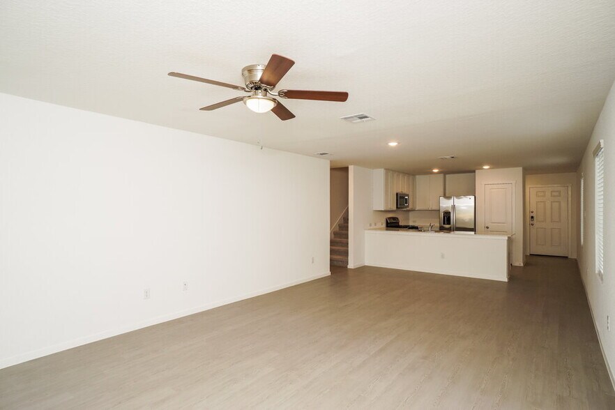 Building Photo - 1866 Musk Rose