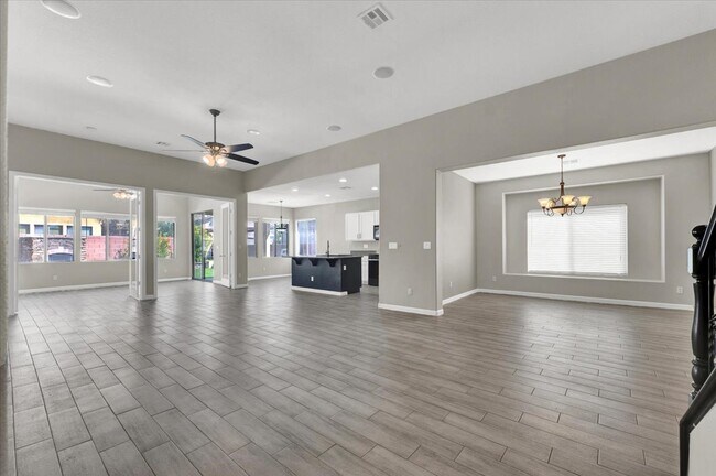 Building Photo - 3836 Bowers Hollow Ave
