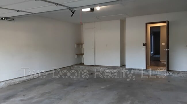 Building Photo - 7110 NW 30th Terrace