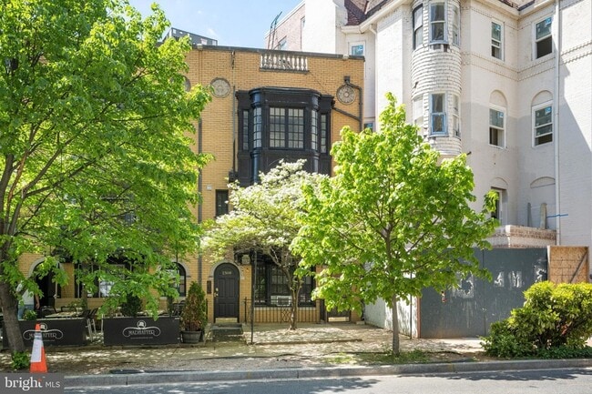 Building Photo - 1308 18th St NW