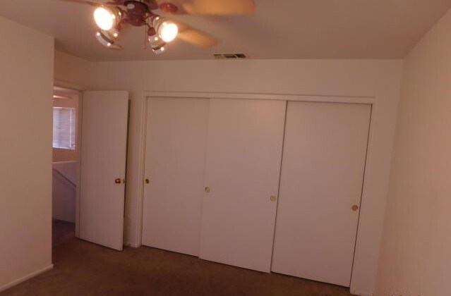 Building Photo - Desirable North Phoenix  Home with 1 Downs...
