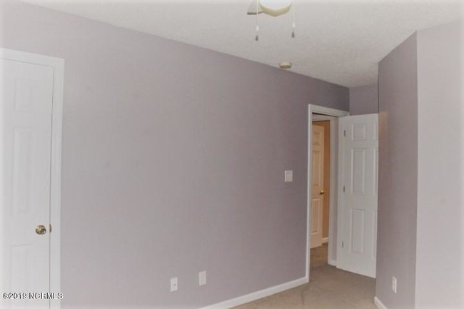 Building Photo - 110 Dunhill Ct