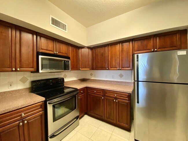 Building Photo - 1BR/1BA Altamonte Springs Condo with Brand...