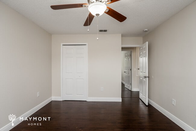 Building Photo - 561 Brown Bear Way