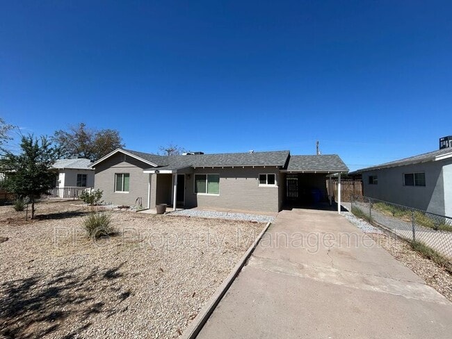 Building Photo - 2812 N 35th St